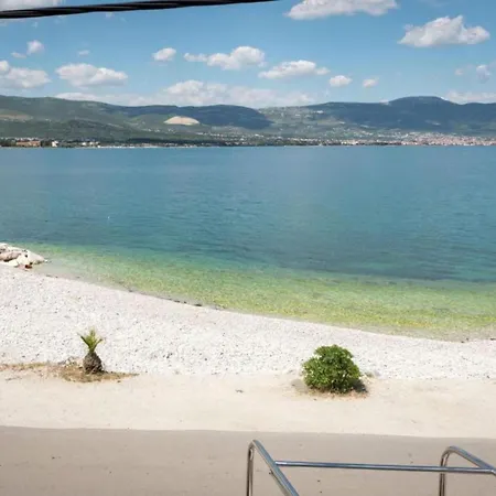 Apartment In Slatine Near The Beach, Cleaning Included Apartment *
